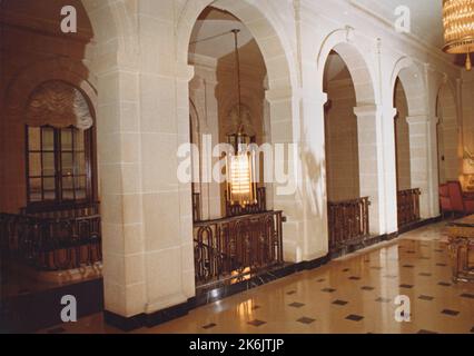 Paris - Chancery Office Building - 1973, Vereinigte Staaten Fotos im Zusammenhang mit Botschaften, Konsulaten und anderen Überseegebäuden Stockfoto