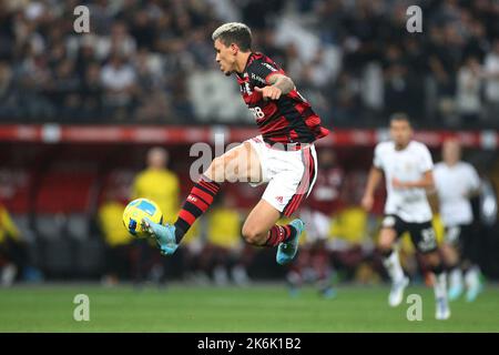 Sao Paulo, Brasilien. 14. Oktober 2022. 12.. Oktober 2022; Arena Corinthians Stadium, Sao Paulo, Brasilien; Final Copa do Brasil 2022, Corinthians versus Flamengo; Pedro of Flamengo Credit: Action Plus Sports Images/Alamy Live News Stockfoto