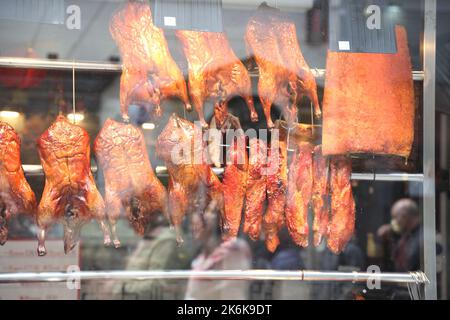 Chinesisches Restaurant „Roast Duck and Pork“, Gerard Street, Soho, Westminster London Stockfoto