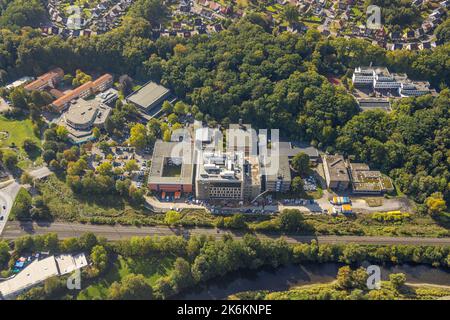 Luftaufnahme, Baustelle Berufskolleg Berliner Platz, Kulturzentrum Berliner Platz, Franz-Stock Gymnasium, Hüsten, Arnsberg, Sauerland, Norden Stockfoto