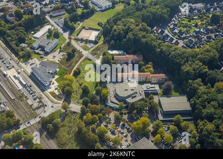 Luftaufnahme, Kulturzentrum Berliner Platz, Volkshochschule Franz-Stock, Sauerland-Hellweg-Kolleg, Baustelle und Neubau vocati Stockfoto