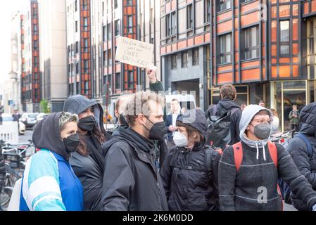 Auf der AfD-Demonstration gegen inflationäre Regierungspolicien und gegen die deutschen Waffenlieferungen an die Ukraine. Stockfoto