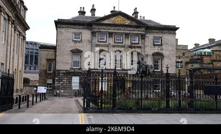 Royal Bank of Scotland in Edinburgh - EDINBURGH, SCHOTTLAND - 04. OKTOBER 2022 Stockfoto