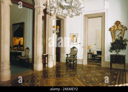 Lissabon - Embassy Mission Residence - 1981, Vereinigte Staaten Fotos im Zusammenhang mit Botschaften, Konsulaten und anderen Überseegebäuden Stockfoto