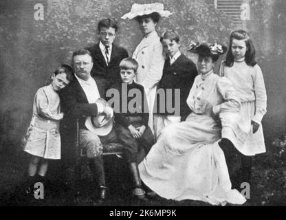 Präsident Theodore Roosevelt und seine Familie in der Oyster Bay, um 1903 Stockfoto