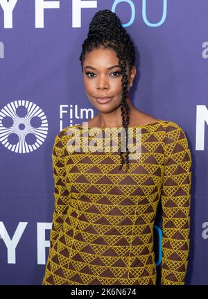 Die Schauspielerin Gabrielle Union im Kleid von Prada nimmt am 14. Oktober 2022 an der Weltpremiere von „The Inspection“ während des New York Film Festivals in der Alice Tully Hall Teil Stockfoto