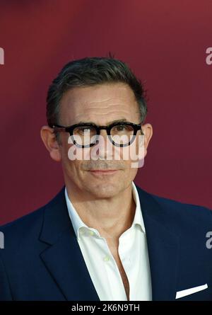 Der französische Regisseur Michel Hazanavicius besucht den roten Teppich für den Film ‘Couperz !’ (‘Final Cut’) während des Filmfestivals Rom 17. am 14. Oktober 2022 in Rom, Italien. Foto von Eric Vandeville/ABACAPRESS.COM Quelle: Abaca Press/Alamy Live News Stockfoto