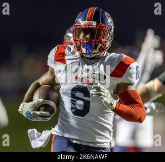 Kanada. 14. Oktober 2022. (Ottawa, Kanada ---14. Oktober 2022) Adarius Pickett (6) von den Montreal Alouettes in einem regulären Saison Canadian Football League (CFL) Spiel zwischen den Montreal Alouettes bei den Ottawa Redblacks. Quelle: Sean Burges/Alamy Live News Stockfoto