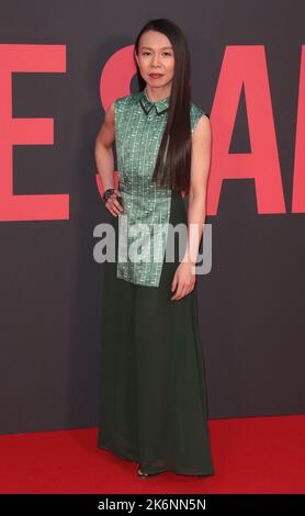 Oct 14, 2022 - London, England, UK - Angela Yeoh nimmt an der Headline Gala des BFI London Film Festival 66. Teil - "She Said" Internationale Premiere Stockfoto