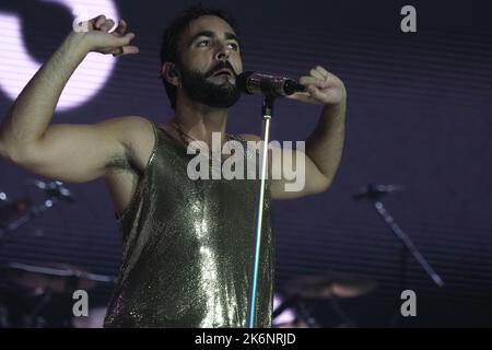 Bologna, Italien. 14. Oktober 2022. Der italienische Sänger Marco Mengoni bei seinem Auftritt in Bologna, Italien, am 14. Oktober 2022. Foto: Michele Nucci Kredit: Independent Photo Agency Srl/Alamy Live News Stockfoto