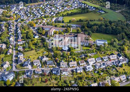 Luftaufnahme, Bergkloster Bestwig, Schwestern von St. Maria Magdalene Postel, Bestwig, Ruhrgebiet, Nordrhein-Westfalen, Deutschland, DE, Europa, Monast Stockfoto