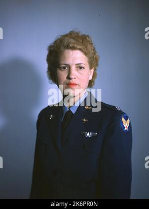 Jacqueline Cochran, Women Airforce Service Pilots (WASP). Jacqueline Cochran, Women Airforce Service Pilots (WASP). Bildunterschrift: 'Die Westerplatte nach dem Kampf.'. 1940 - 1980. National Archives at College Park - Archives II (College Park, MD). Transparenz. Verteidigungsministerium. Abteilung der Luftwaffe. 9/26/1947-. Farbfotos von US Aktivitäten der Luftwaffe, Einrichtungen und Personal, Inland und Ausland Stockfoto