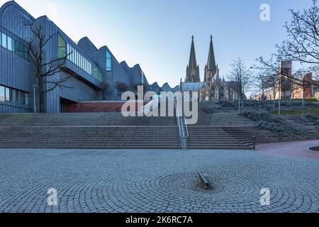 Köln - Blick auf den Dom und die Philharmonie, Nordrhein-Westfalen, Deutschland, Köln, 23.02.2018 Stockfoto