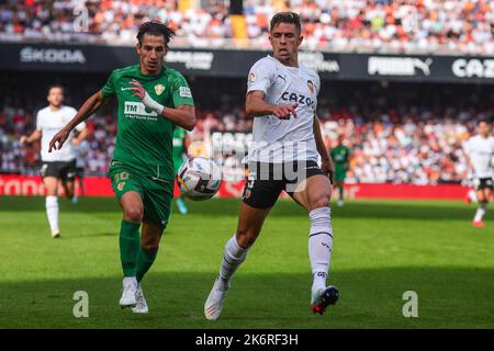 Valencia, Spanien. 15. Oktober 2022. La Liga Spanisches Fußballspiel La Liga Valencia gegen Elche im Mestalla Stadion, Valencia 15 October 2022 900/Cordon Press Credit: CORDON PRESS/Alamy Live News Stockfoto