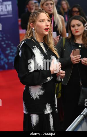London, Großbritannien. 15. Oktober 2022. Haley Bennett kommt am 15. Oktober 2022 beim TILL - The Mayor of London, GALA UK Premiere - BFI London Film Festival, London, UK an. Quelle: Siehe Li/Picture Capital/Alamy Live News Stockfoto