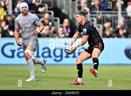 Barnett, Großbritannien. 15. Oktober 2022. Premiership Rugby. Saracens V Bath Rugby. StoneX Stadium. Barnett. Owen Farrell (Saracens, Kapitän) besteht während des Rugby-Spiels von Saracens V Bath, Gallagher Premiership. Kredit: Sport In Bildern/Alamy Live Nachrichten Stockfoto