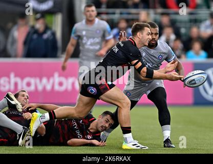 Barnett, Großbritannien. 15. Oktober 2022. Premiership Rugby. Saracens V Bath Rugby. StoneX Stadium. Barnett. Alex Lewington (Saracens) besteht während des Rugby-Spiels von Saracens V Bath, Gallagher Premiership. Kredit: Sport In Bildern/Alamy Live Nachrichten Stockfoto
