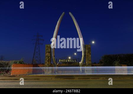 Der Whalebone-Bogen auf der Wood Lane in Rothwell, Leeds, West YorkshireUK Stockfoto