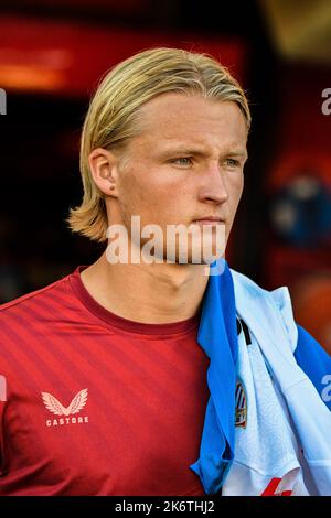 MALLORCA, SPANIEN - 15. OKTOBER: Kasper Dolberg von Sevilla CF während des Spiels zwischen RCD Mallorca und Sevilla CF von La Liga Santander am 15. Oktober 2022 im Son Moix Stadion von Mallorca, Spanien. (Foto von Samuel Carreño/PxImages) Credit: Px Images/Alamy Live News Stockfoto