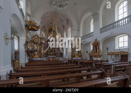 Innenraum mit Hochaltar der Wallfahrtskirche Maria Limbach, erbaut 1751-1755, Limbach, Unterfranken, Bayern, Deutschland Stockfoto