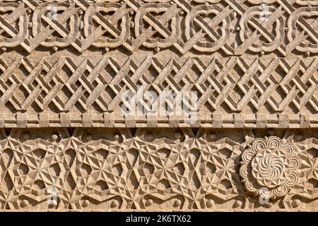 Architektur Details der Steinschnitzerei an drei Heiligen Hierarchen Kirche in Iasi, Rumänien. Stockfoto