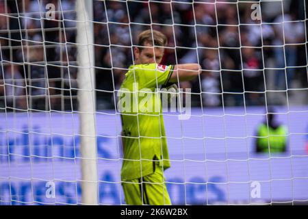 Frankfurt, Hessen, Deutschland. 15. Oktober 2022. Beim Bundesliga-Spiel Eintracht Frankfurt gegen Bayer Leverkusen im Deutsche Bank Park in Frankfurt am 15. Oktober 2022. (Bild: © Kai Dambach/ZUMA Press Wire) Bild: ZUMA Press, Inc./Alamy Live News Stockfoto