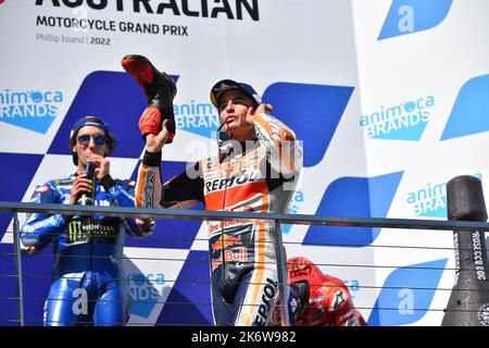 Melbourne, Australien. 16. Oktober 2022. Marc Marquez feiert seinen 2.. Platz auf dem Podium bei der australischen MotoGP. Kredit: Karl Phillipson / Optikal/Alamy Live Nachrichten Stockfoto