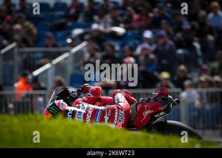 Phillip Island, Australien. 15. Oktober 2022. Qualifying Animoca Brands Australian Grand Prix of MotoGP auf Phillip Island Circuit. 15. Oktober 2022 in Bild: Italien Pecco Bagnaia Clasificacion del Gran Premio de MotoGP de Australia en el Circuito Internacional de Phillip Island. 15 de Octubre de 2022 POOL/ MotoGP.com/Cordon die Pressebilder sind nur für redaktionelle Zwecke bestimmt. Obligatorischer Kredit: © motogp.com Kredit: CORDON PRESS/Alamy Live News Stockfoto