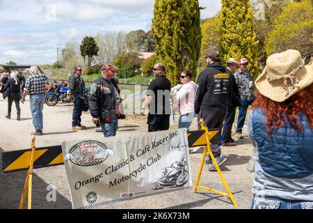 Mitglieder des Orange NSW Motorradclubs treffen sich in Millthorpe zur Motorradausstellung, New South Wales, Australien Stockfoto