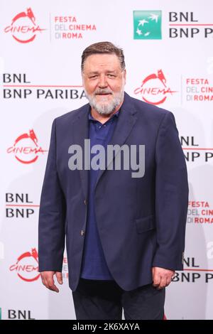 Rom, Italien. 16. Oktober 2022. Russell Crowe posiert während der „Poker Face“-Fotowand beim Rome Film Fest im Auditorium Parco della Musica. Kredit: SOPA Images Limited/Alamy Live Nachrichten Stockfoto