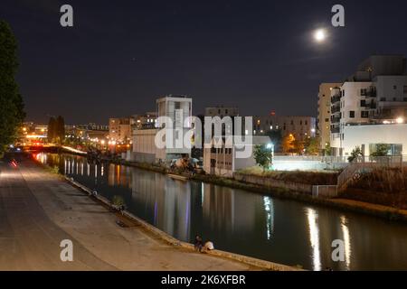 Paris, Departement Seine-Saint-Denis, Aubervilliers, Canal St-Denis // Paris, Departement Seine-Saint-Denis, Aubervilliers, Canal St-Denis Stockfoto