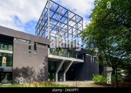 Belgien, Genk, Labiomista, „The Battery“ (Atelierhaus), Mario Botta, Adlergehege // Belgien, Genk, Labiomista, 'The Battery' (Atelier Building), Mario Stockfoto