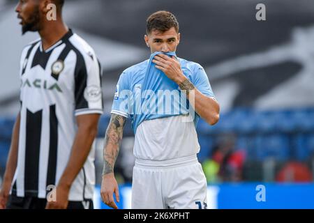 Roma, Italien. 16. Oktober 2022. Alessio Romagnoli von der SS Lazio reagiert während des Fußballspiels der Serie A zwischen der SS Lazio und Udinese Calcio im Olimpico-Stadion in Rom (Italien), 16.. Oktober 2022. Foto Andrea Staccioli/Insidefoto Kredit: Insidefoto di andrea staccioli/Alamy Live News Stockfoto