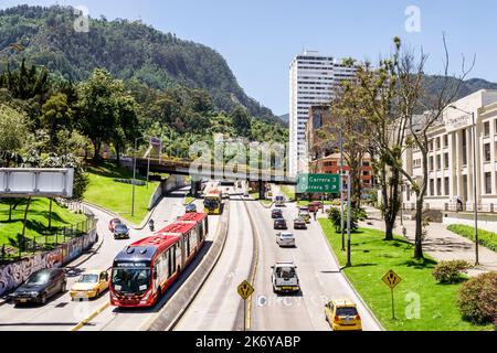 Bogota Kolumbien, Santa Fe Avenida El Dorado Cerros Orientales Osthügel Straßenschilder Carrera 5 Carrera 3 Ausfahrt dediziertes S-Bahn-System BRT publ Stockfoto