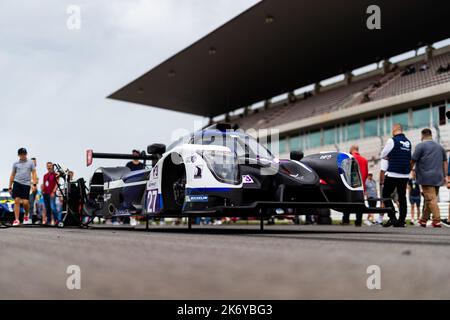 27 DOQUIN Antoine (Fra), FOUBERT Jean-Ludovic (Fra), Maulini Nicolas (SWI), Cool Racing, Ligier JS P320 - Nissan, Startaufstellung bei den 4 Stunden von Portimao 2022, 6. Rennen der 2022 European Le Mans Series auf dem Algarve International Circuit vom 23. Bis 25. September in Portimao, Portugal - Foto: Joao Filipe/DPPI/LiveMedia Stockfoto