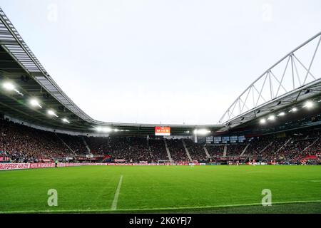 Alkmaar - AFAS Stadium während des Spiels von AZ Alkmaar gegen Feyenoord im AFAS Stadion am 16. Oktober 2022 in Alkmaar, Niederlande. (Box-to-Box-Bilder/Yannick Verhoeven) Stockfoto