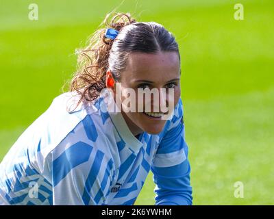 Manchester, Großbritannien. 16. Oktober 2022. Manchester, England, 16. 2022. Oktober: Hayley Raso (13 Manchester City) erwärmt sich während des Barclays FA Womens Super League-Spiels zwischen Manchester City und Leicester City im Academy Stadium in Manchester, England (Natalie Mincher/SPP) Credit: SPP Sport Press Photo. /Alamy Live News Stockfoto