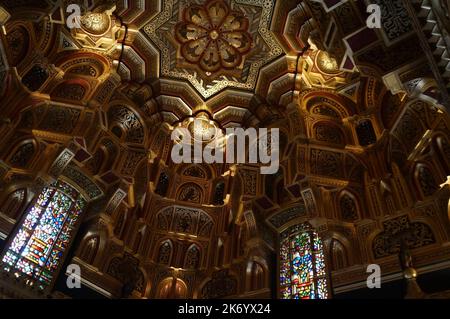 Cardiff, Wales (UK): Cardiff Castle, Detail der Decke des arabischen Raumes Stockfoto