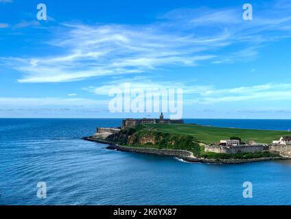 Historisches Fort San Juan 'El Morro', Old San Juan, Puerto Rico.Blick vom Meer. Stockfoto