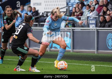 Manchester, Großbritannien. 16. Oktober 2022. Manchester, England, 16. 2022. Oktober: Lauren Hemp (11 Manchester City) beim Barclays FA Womens Super League-Spiel zwischen Manchester City und Leicester City im Academy Stadium in Manchester, England (Natalie Mincher/SPP) Credit: SPP Sport Press Photo. /Alamy Live News Stockfoto