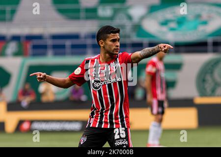 São PAULO, SP - 16.10.2022: PALMEIRAS X São PAULO - Rodrigo Nestor im Spiel zwischen Palmeiras X São Paulo, gültig für die 32. der brasilianischen Fußballmeisterschaft, Serie A, 2022. Am Sonntagnachmittag, dem 16. Oktober 2022, im Allianz Parque.“ (Foto: Van Campos/Fotoarena) Stockfoto