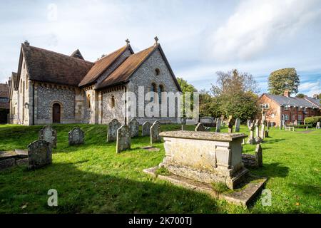 St. John the Baptist Church in Itchen Abbas Village, Hampshire, England, Großbritannien Stockfoto