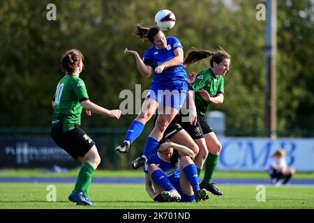 Cardiff, Großbritannien. 16. Oktober 2022. Genero Adran Premier Phase 1 22/23: Cardiff City FC gegen Aberystwyth Town FC. Siobhan Walsh von Cardiff City Women FC - Pflichtfeld per Linie Kredit: Ashley Crowden/Alamy Live News Stockfoto