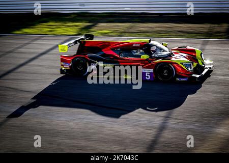 05 ADCOCK Nick (gbr), JENSEN Michael (dnk), KAPADIA Alex (gbr), RLR Msport, Ligier JS P320 - Nissan, Aktion während der 4 Stunden von Portimao 2022, 6. Lauf der 2022 European Le Mans Series auf dem Algarve International Circuit vom 14. Bis 16. Oktober in Portimao, Portugal - Foto: Paulo Maria/DPPI/LiveMedia Stockfoto