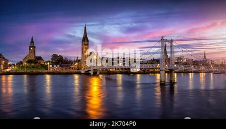 Panoramablick auf das Stadtbild von Inverness, Schottland Stockfoto