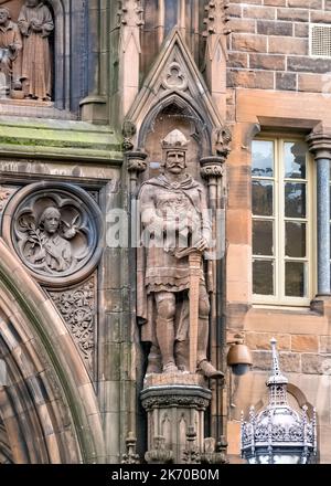 Robert the Bruce Statue vor der Scottish National Portrait Gallery, 1 Queen St, Edinburgh EH2 1JD Stockfoto