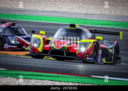 05 ADCOCK Nick (gbr), JENSEN Michael (dnk), KAPADIA Alex (gbr), RLR Msport, Ligier JS P320 - Nissan, Aktion während der 4 Stunden von Portimao 2022, 6. Lauf der 2022 European Le Mans Series auf dem Algarve International Circuit vom 14. Bis 16. Oktober in Portimao, Portugal - Foto: Paulo Maria/DPPI/LiveMedia Stockfoto