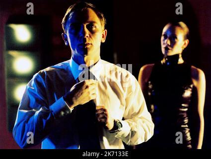 DANIEL CRAIG, ZEHN MINUTEN ÄLTER: DAS CELLO-SEGMENT, SÜCHTIG NACH STERNEN, 2002 Stockfoto