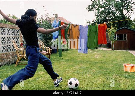 PARMINDER K. NAGRA, BIEGEN SIE ES WIE BECKHAM, 2002 Stockfoto