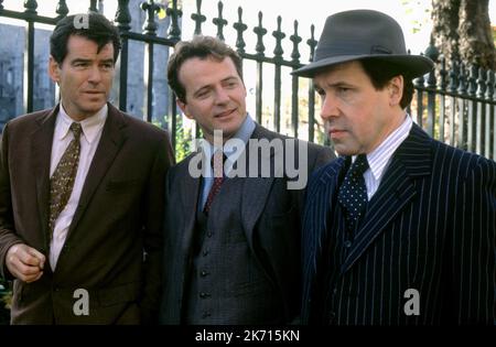 BROSNAN, QUINN, REA, EVELYN, 2002 Stockfoto